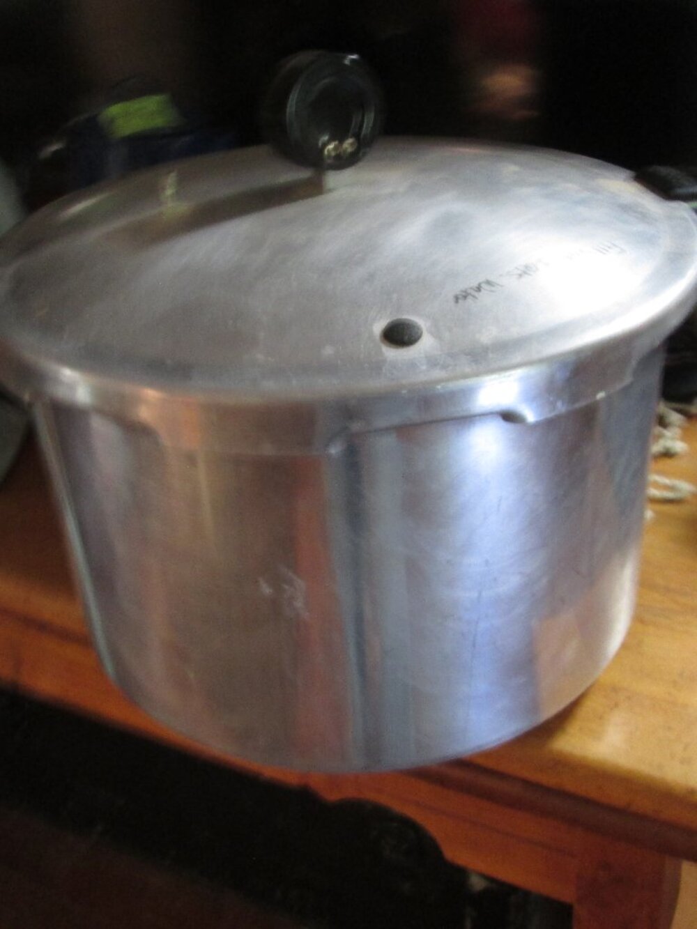 Pyrex 16 quart aluminum vtg pressure cooker with regulator guage and rack